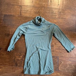 Free people olive green quarter length top